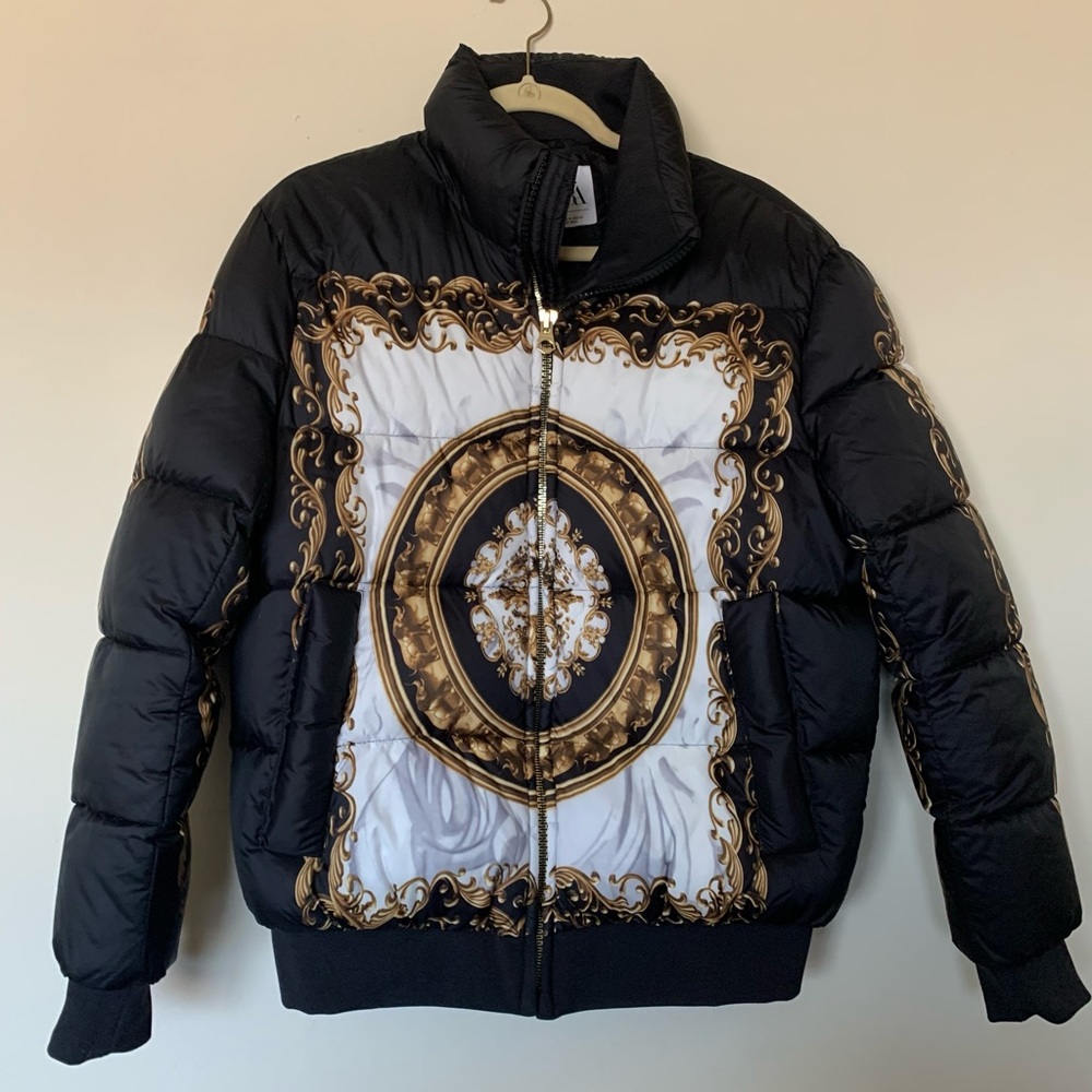 Zara Puffer Jacket for men - Size Medium